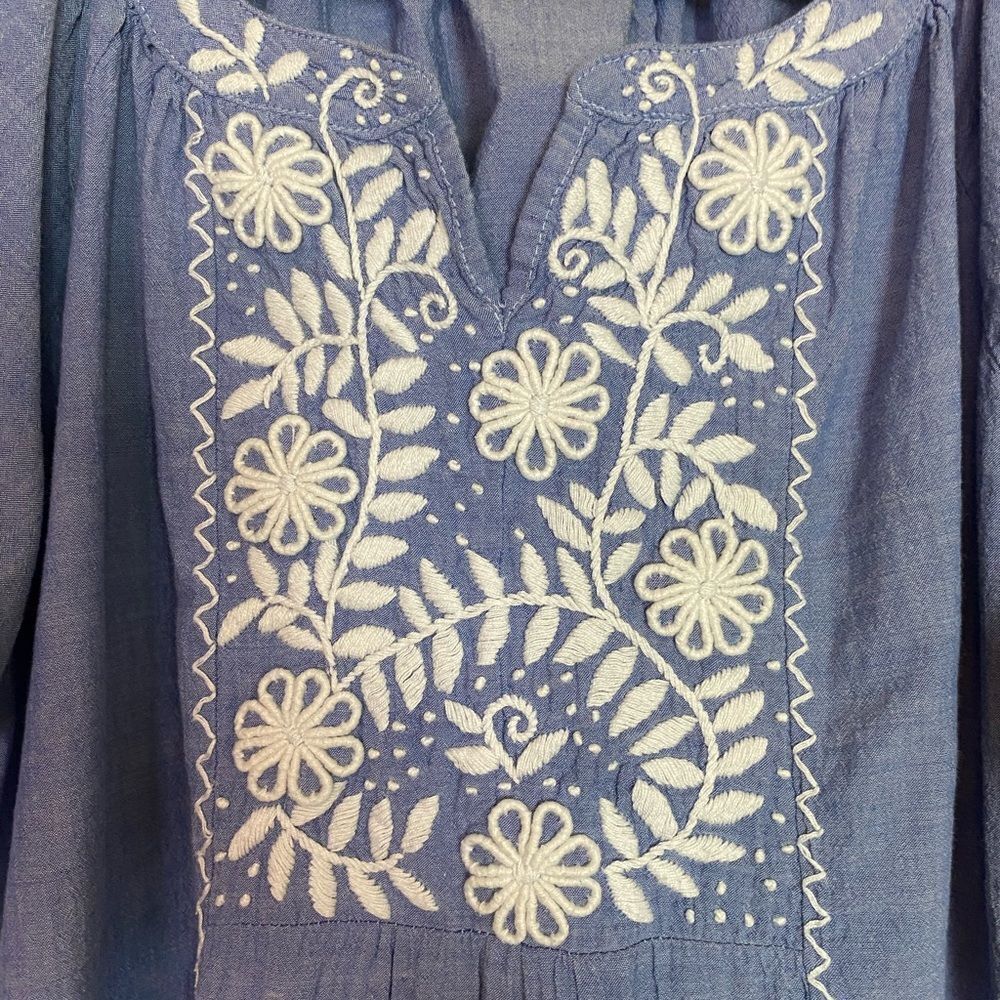 Last price Drop ❤️ Abrazo Embroidered Boho Blouse  Elegant Accents size L - Picture 5 of 14